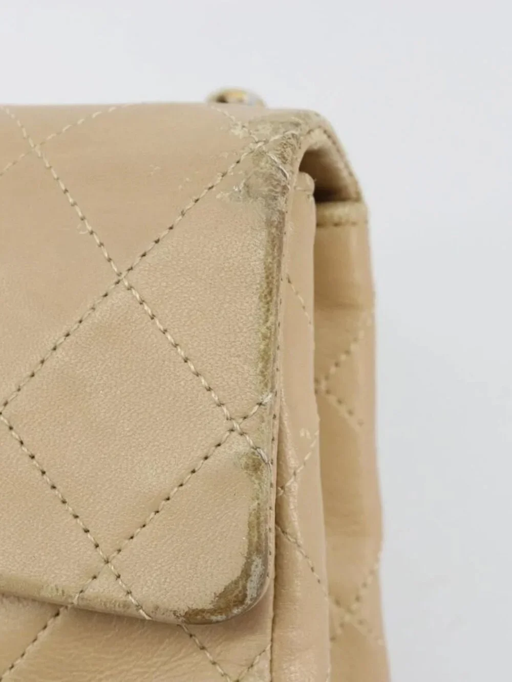 CHANEL Mini Matelasse Chain Shoulder Bag Lamb Skin Beige Gold CC Auth ka4523A